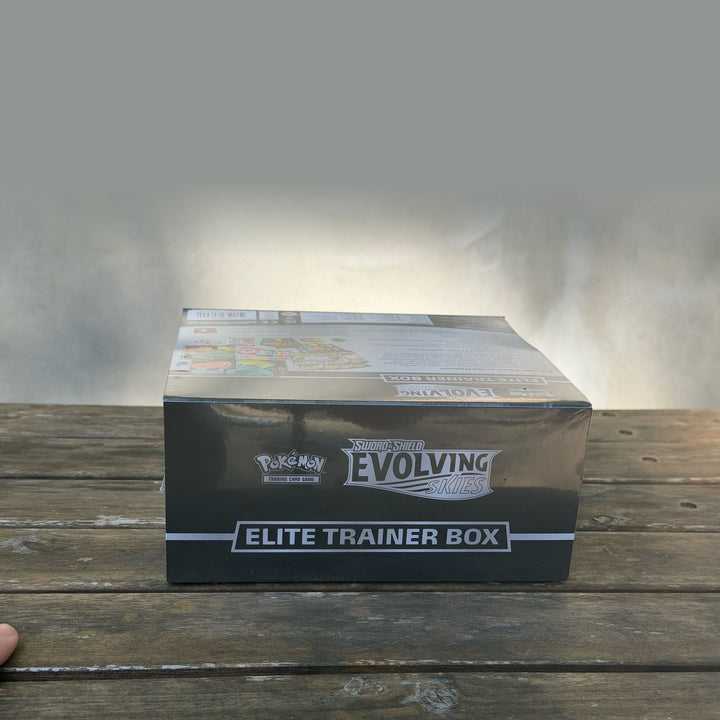 Evolving Skies Elite Trainer Box — Flareon / Jolteon / Umbreon / Leafeon Artwork — Owner&